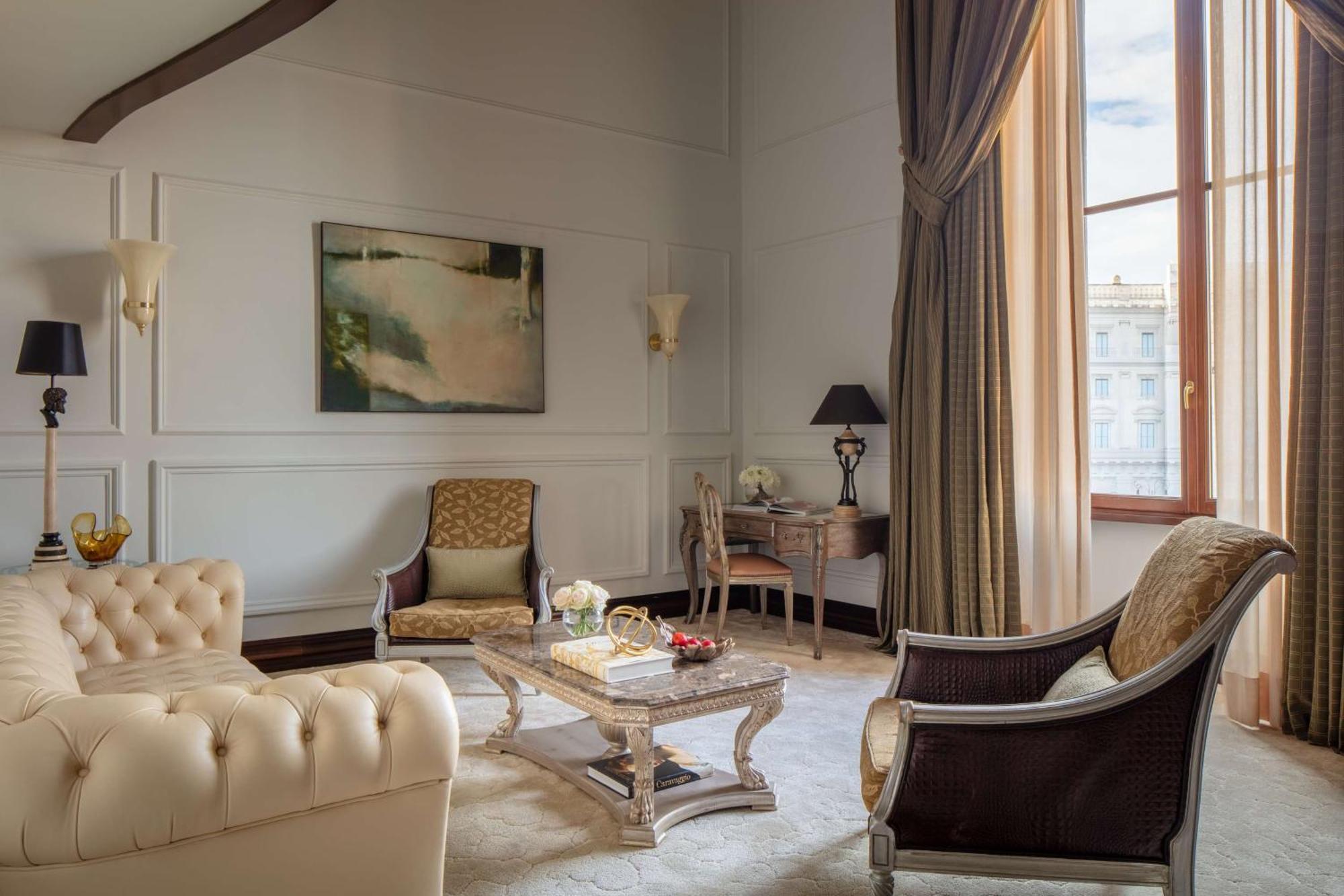 Anantara Palazzo Naiadi Hotel Rome Bagian luar foto A suite at the Mandarin Oriental, Paris