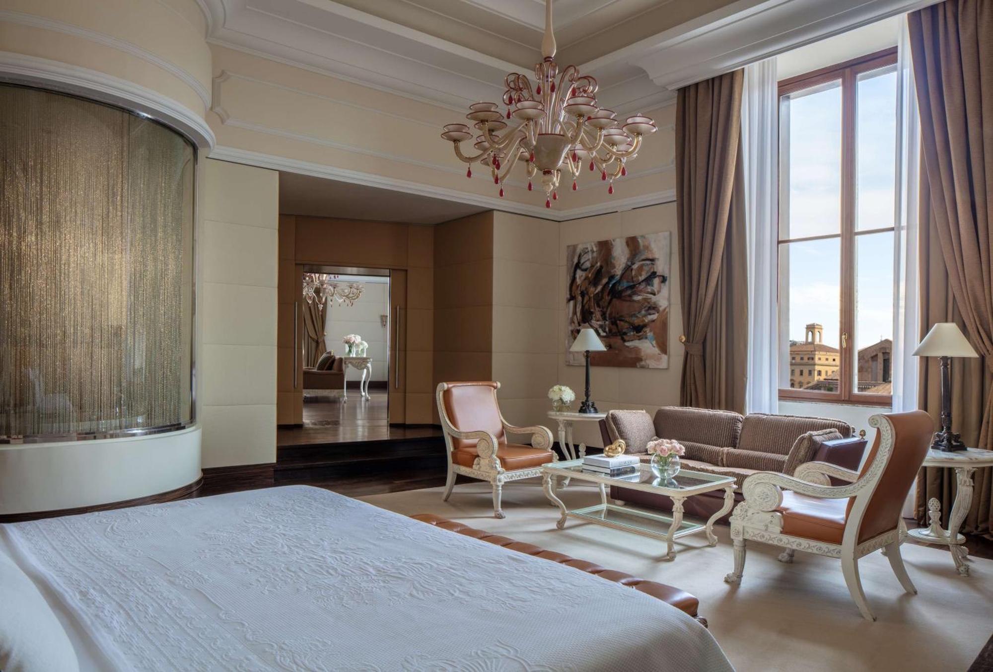 Anantara Palazzo Naiadi Hotel Rome Bagian luar foto A suite at the Four Seasons Hotel